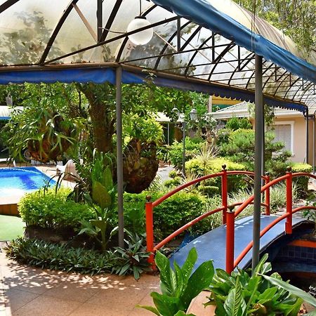 Hotel Arthur Shambala Encarnación Exterior foto