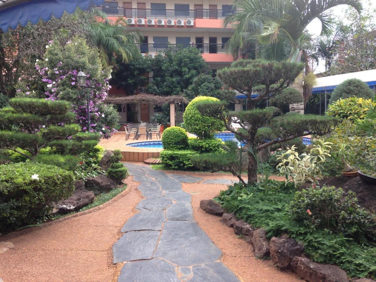 Hotel Arthur Shambala Encarnación Exterior foto